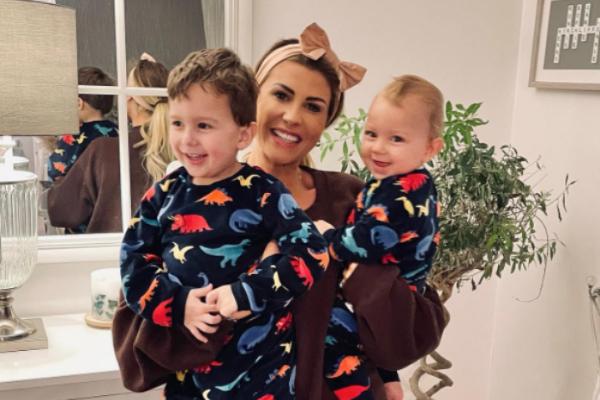 Mrs Hinch prepares to get eaten alive by trolls as she shares son’s sleeping situation