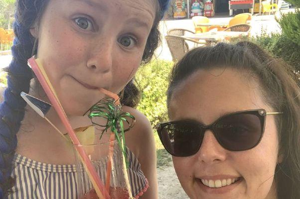 Warning from mum about henna tattoos after her daughter suffers a chemical burn