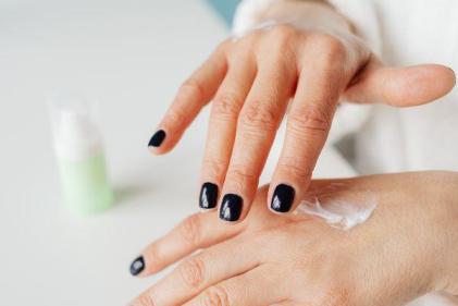 DIY: How to make your own hand cream that will leave your hands feeling so soft