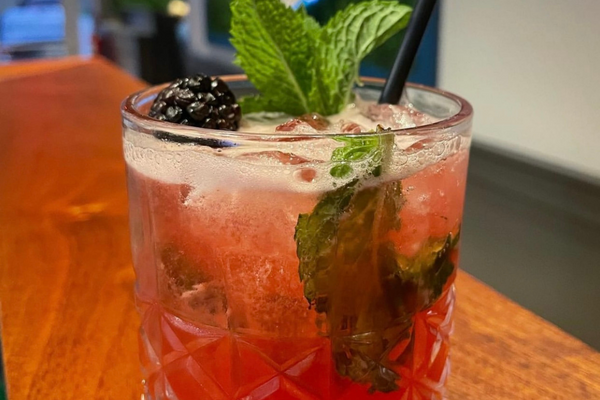 These 5 festive cocktails are delicious and super easy to make