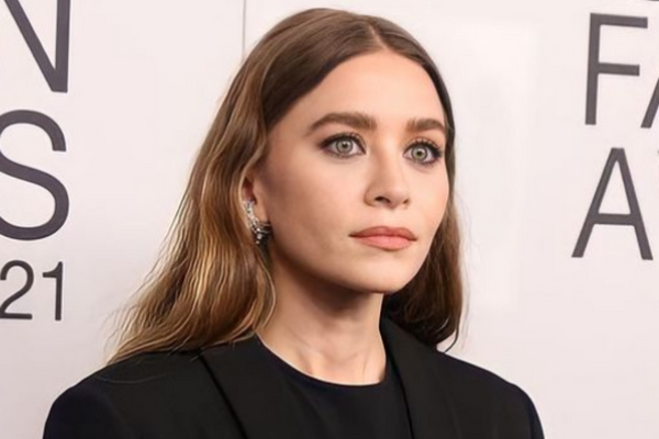 Ashley Olsen reportedly marries boyfriend Louis Eisner in secret ceremony
