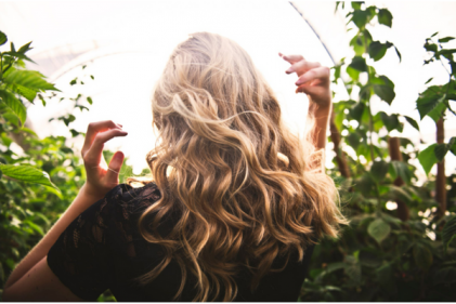 Rosemary oil: Why everyone is putting this ingredient in their hair