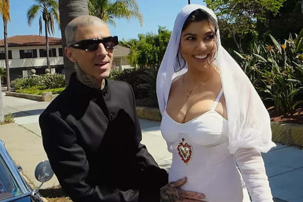 Travis Barker reveals how his & Kourtney Kardashian’s relationship first started