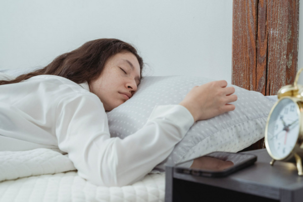 Helpful tips for parents of a newborn to get a better night’s sleep 