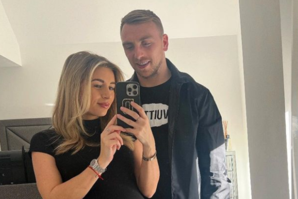 Love Island winner Dani Dyer gives birth to twins with boyfriend Jarrod Bowen