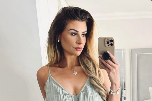 Sophie Hinchliffe shares emotional update on her grief after father’s passing