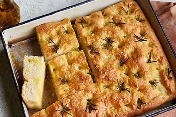 Warm, fluffy and delicious: Garlic and rosemary focaccia bread