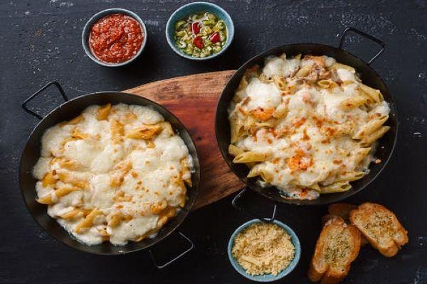 Cheesy, creamy & quick to make: This pasta bake is the midweek meal were craving!