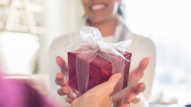 40 small but perfect pressies for under €20 this Christmas 2023