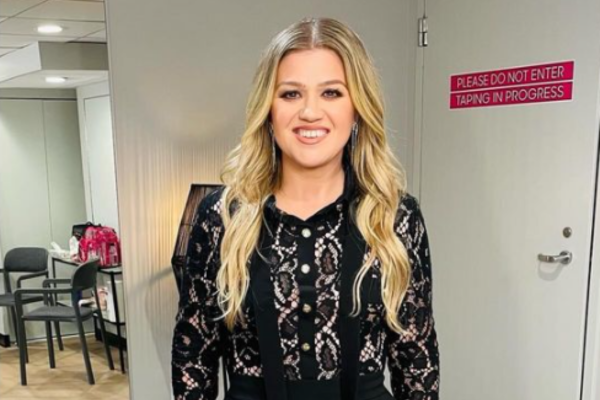 Kelly Clarkson confesses ex-husband Brandon has been unwell for a year