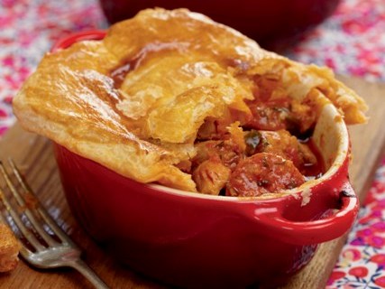 Chicken and chorizo pie | MummyPages.uk