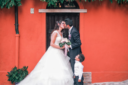 5 adorable ways for your little ones to get involved in planning your wedding 