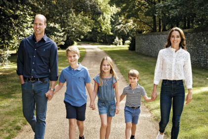 Royal fans gush as Prince & Princess of Wales release their family Christmas card