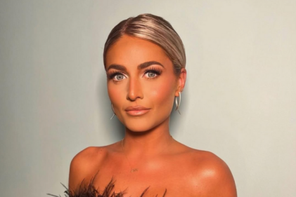 Love Island stars exclaim as Claudia Fogarty reveals pregnancy with first child