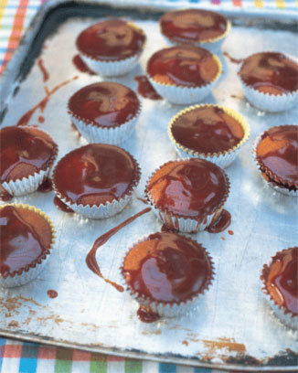 Sticky toffee cupcakes