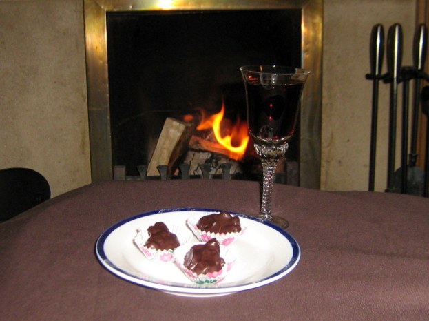 Chocolate cherry clusters