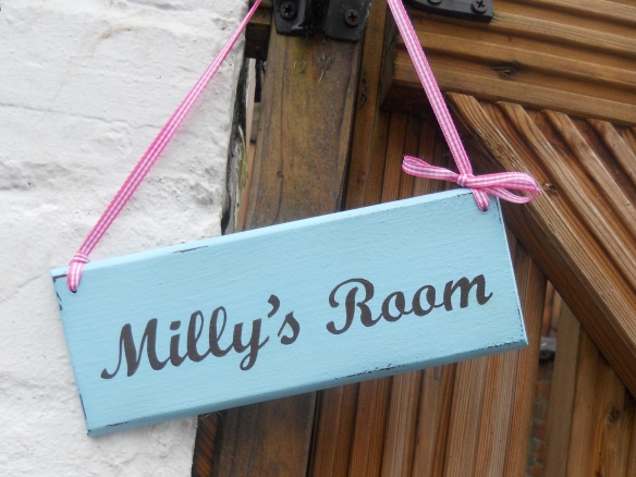 Sally Cinnamon Signs