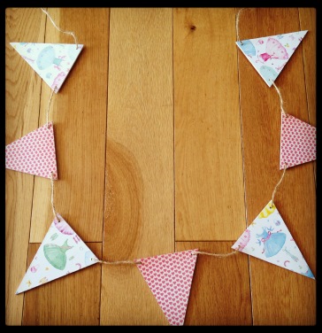 Little gems wooden bunting