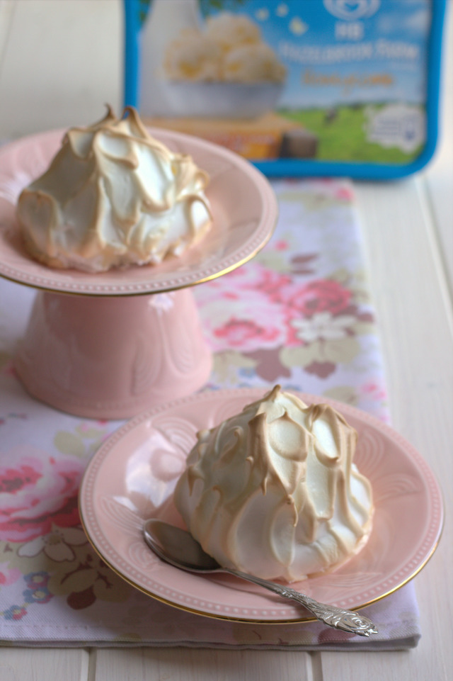 Mini baked Alaska