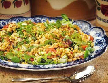 Cajun chicken salad with oriental dressing