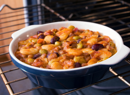 Barbecue bean casserole