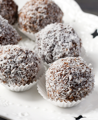 5-minute coconut bites