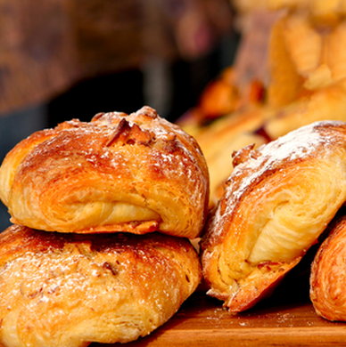 Chocolate banana pastries