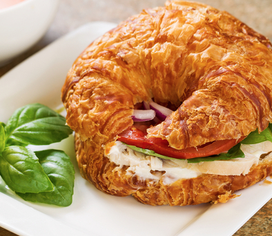 Chicken and pesto croissant