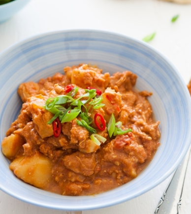 Chilli chicken curry