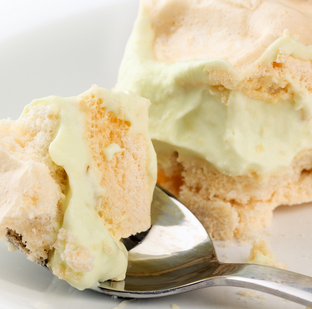 Irish coffee meringues