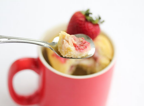 Strawberry mug cake