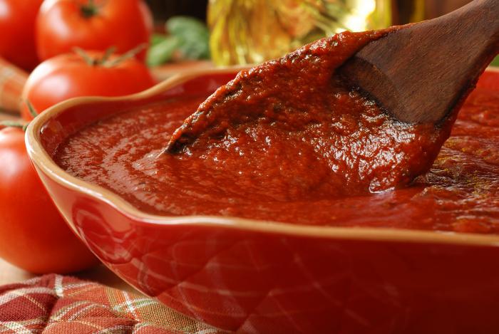 Homemade tomato sauce | MummyPages.uk