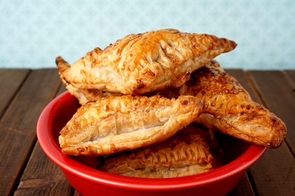 Golden tuna & vegetable pastry pockets