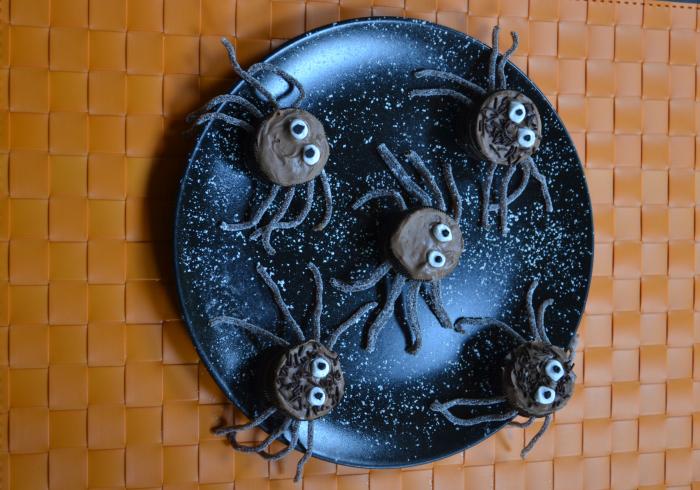 Chocolate spiders | MummyPages.uk