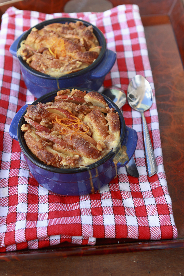 Traditional Apple Charlotte