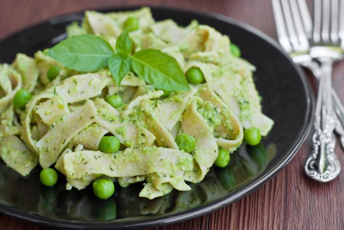 Pesto and pea pasta | MummyPages.uk