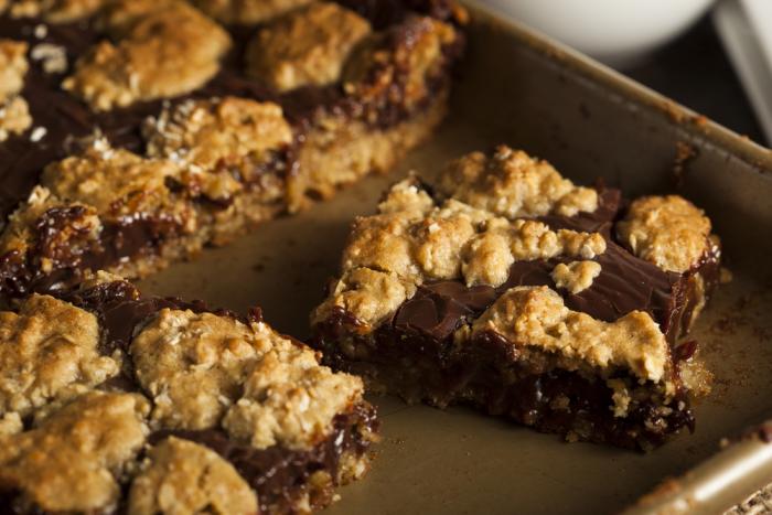 Snicker bar brownies | MummyPages.uk