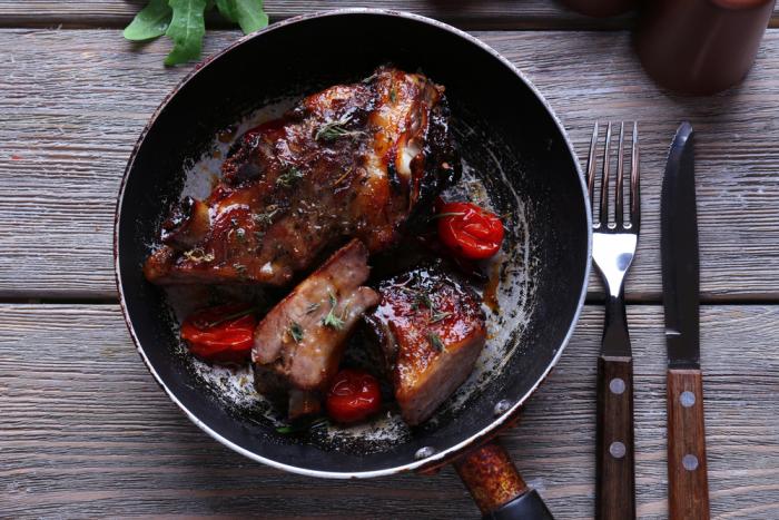Turkish grilled lamb with hummus smash | MummyPages.uk