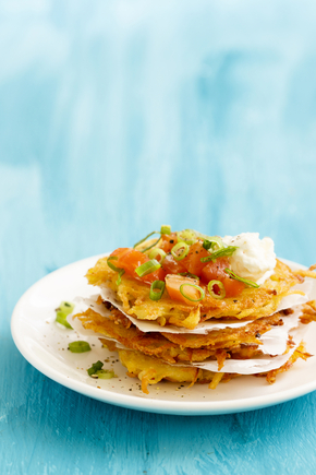 Crisp hash browns with smoked salmon and mustard