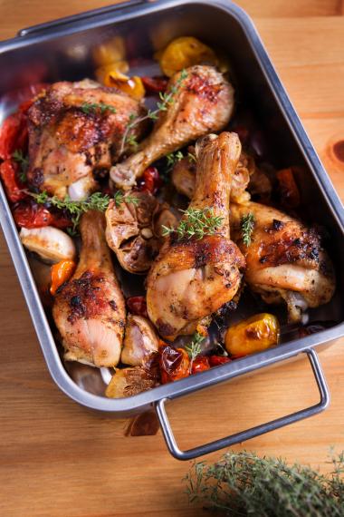 Chicken with baked tomatoes | MummyPages.uk