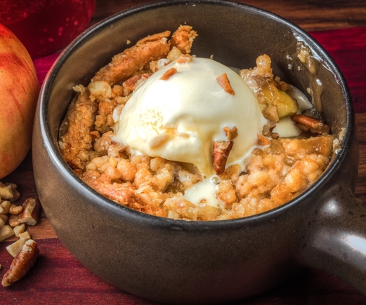 Walnut apple crisp
