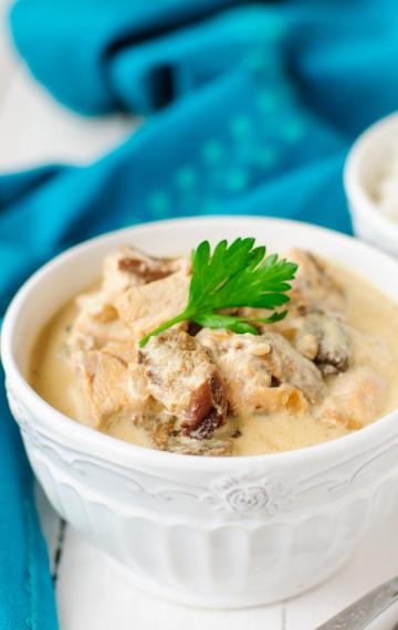 Chicken stroganoff | MummyPages.uk