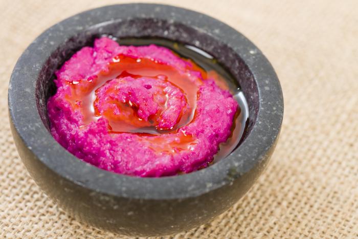 Beetroot hummus | MummyPages.uk