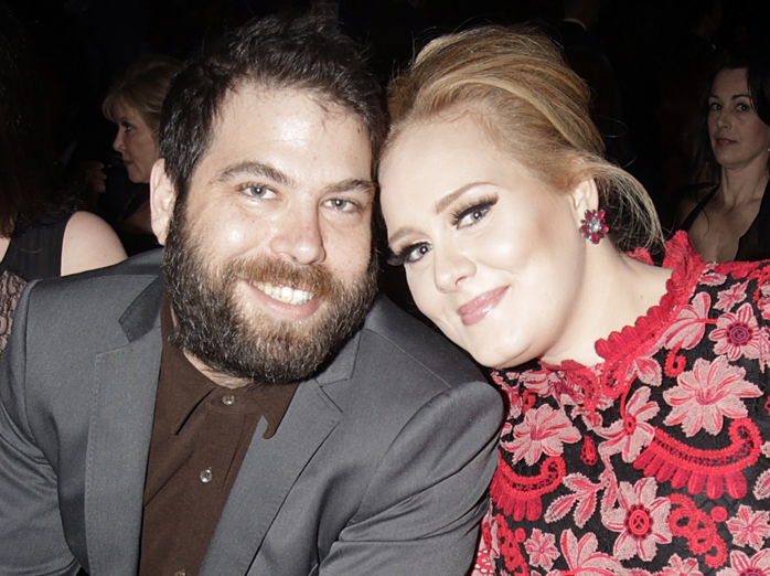 Adele opens up about motherhood in first interview in three...(02)