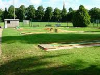 The Leys Mini Golf