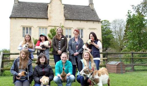 Cogges Manor Farm