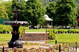 Hall Leys Park