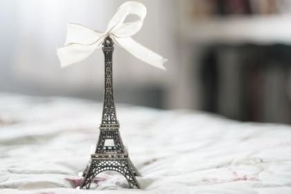 The top 8 beautiful spots in Paris to create a stunning romantic photoshoot