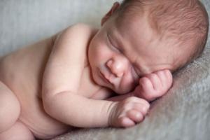 A Day in the Life: What its like to have four kids (aged five and under!)