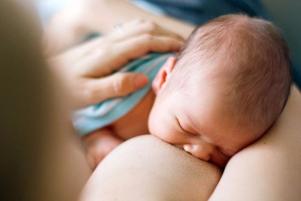 To the mum struggling to make a choice about how to feed her baby